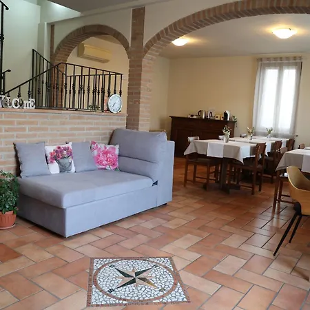 Podere Fondo Chiusa * 피덴차